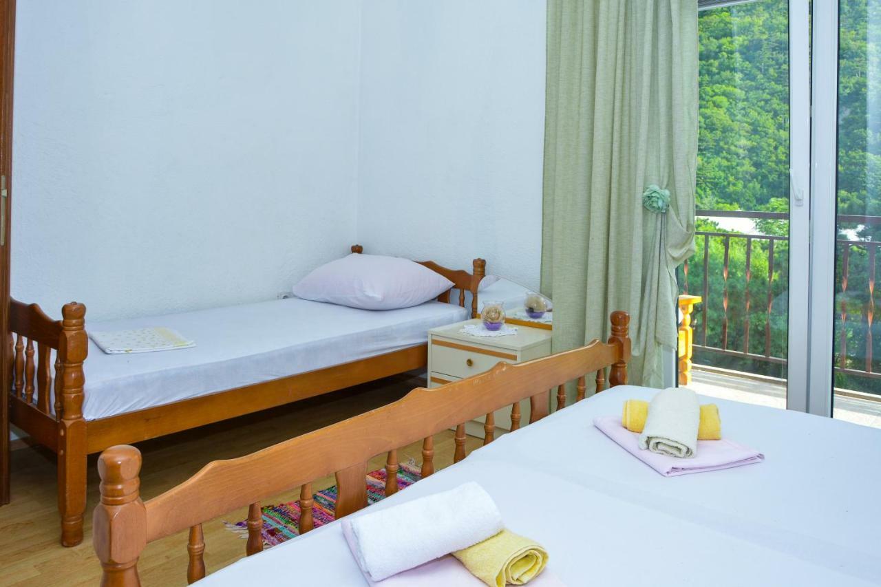 Luca Appartement Senj  Buitenkant foto
