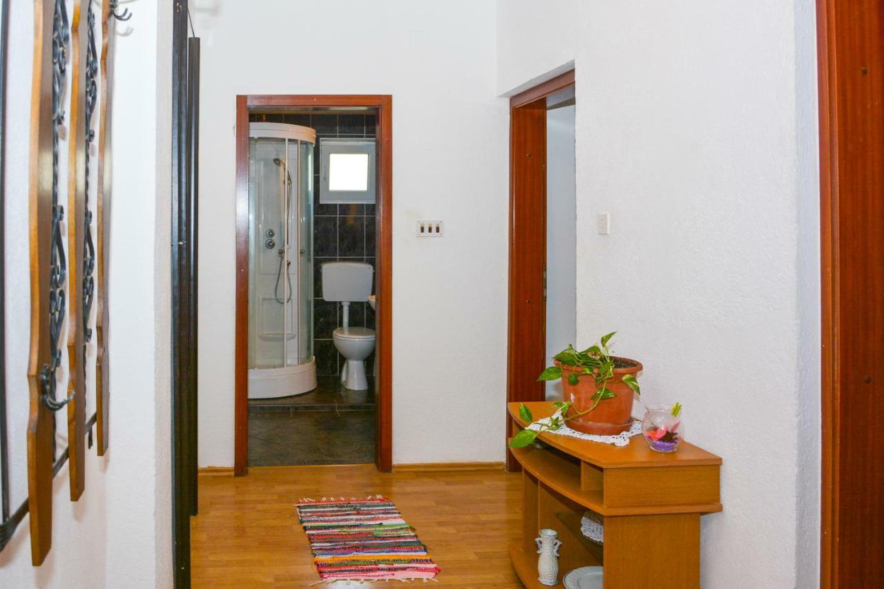 Luca Appartement Senj  Buitenkant foto